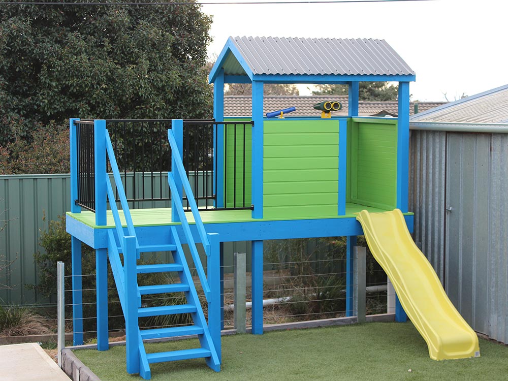 kids cubby house